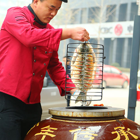 全魚道私房魚產(chǎn)品-全魚道瓦缸酥魚