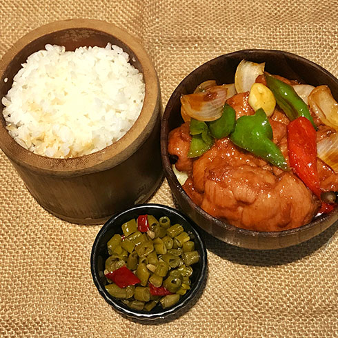 牛大膽面館-滑炒牛柳套飯